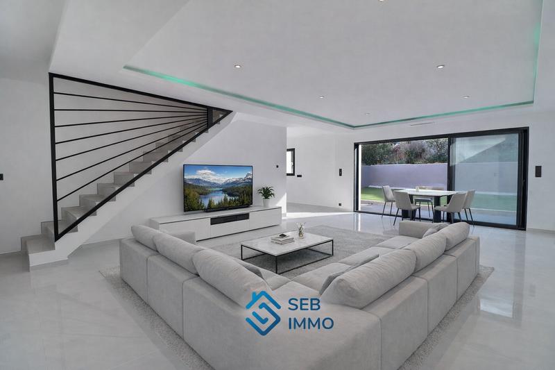 Maison - 118 m² - 4 pièces