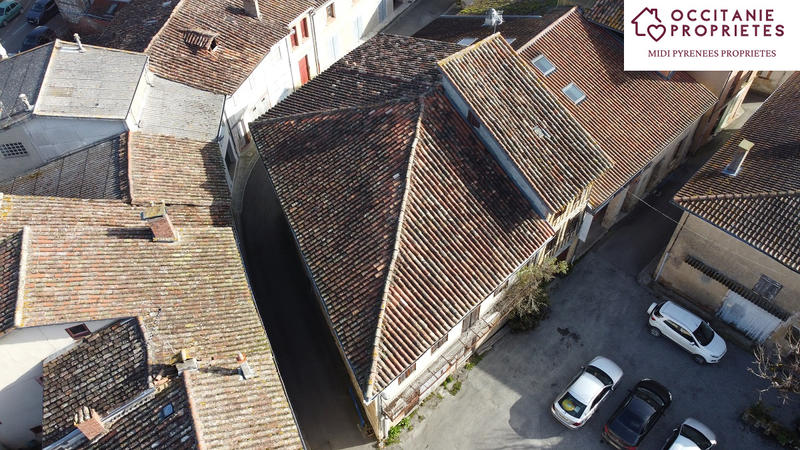 Maison de village - 262 m² - 6 pièces