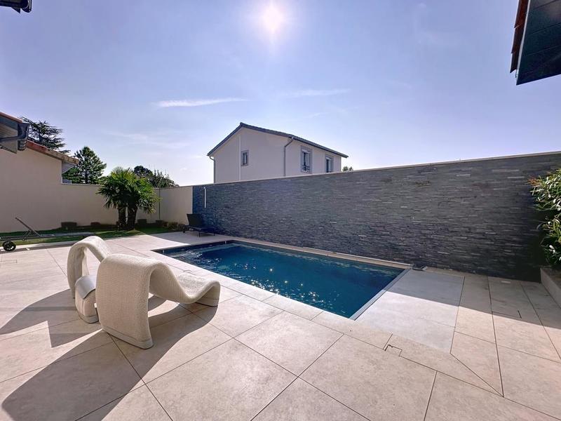 Villa - 125 m² - 5 pièces