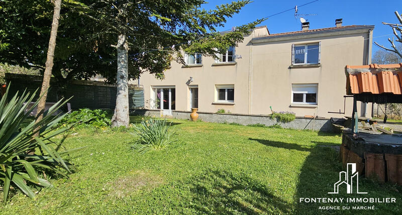 Maison - 177 m² - 9 pièces