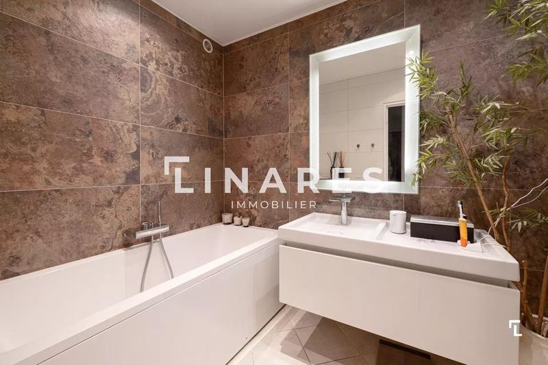 Appartement - 101 m² - 3 pièces