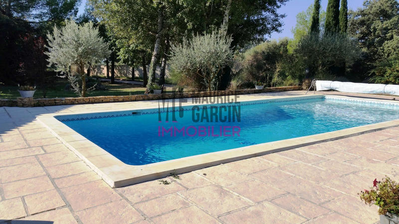 Maison - 170 m² - 13 pièces