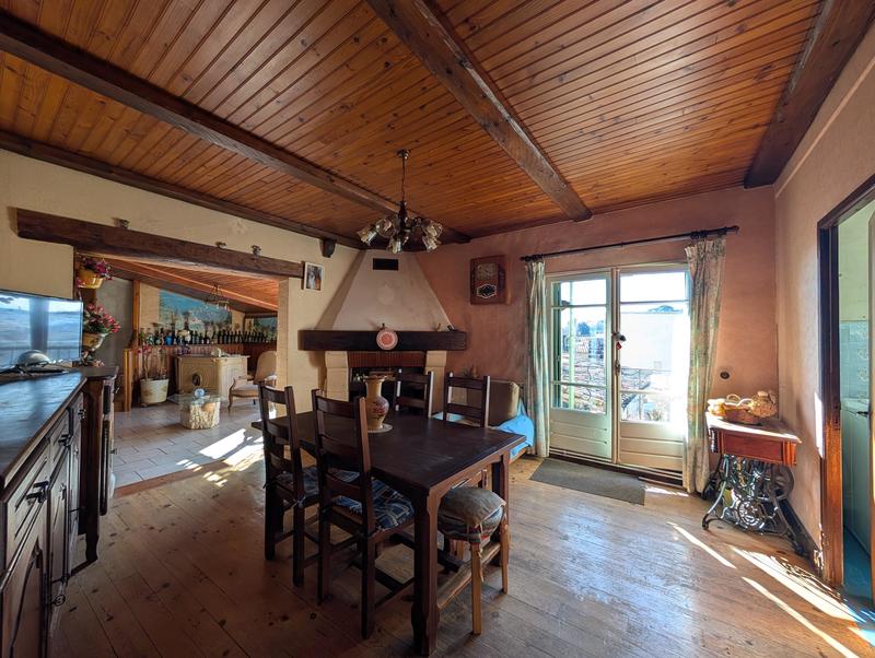 Appartement - 89 m² - 5 pièces