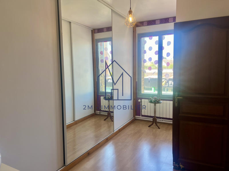 Immeuble - 240 m² - 7 pièces