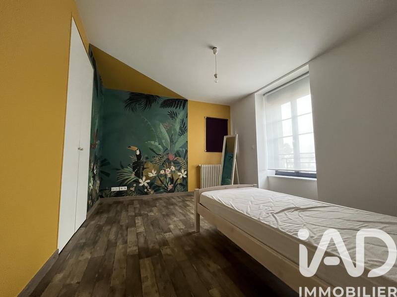 Maison - 225 m² - 10 pièces