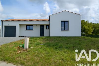 Maison de ville - 94 m² - 4 pièces