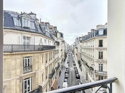 Appartement - 128 m² - 6 pièces