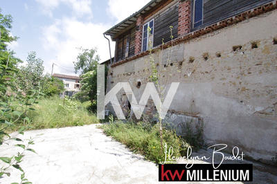 Maison - 210 m² - 2 pièces