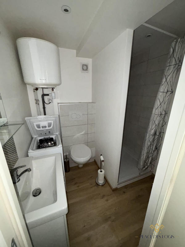 Appartement - 15 m² - 1 pièce