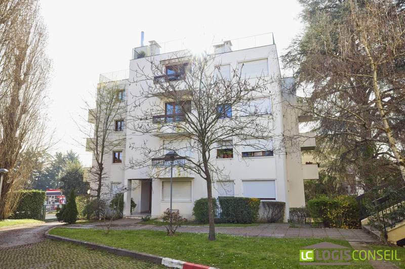 Appartement - 88 m² - 5 pièces