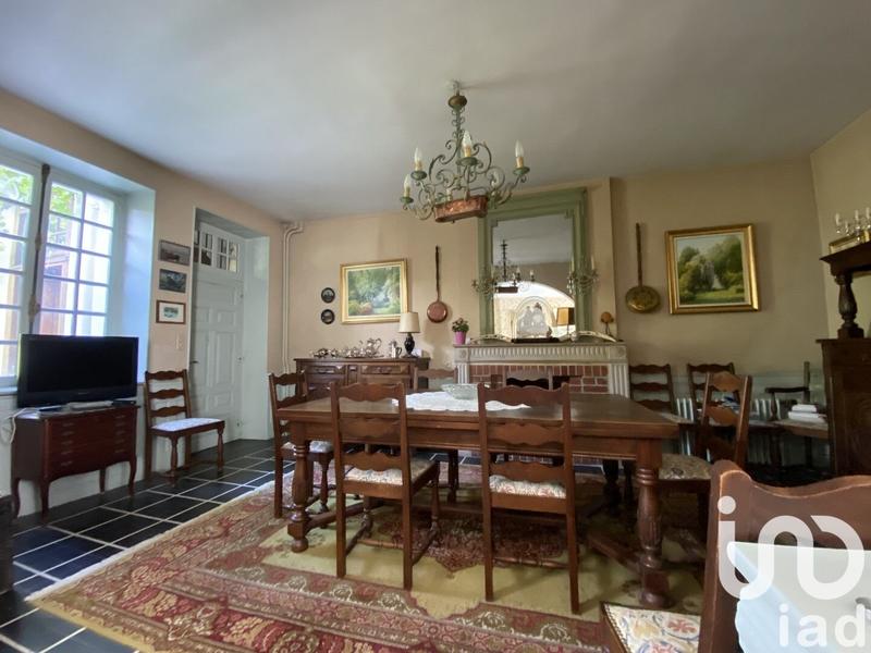 Maison - 246 m² - 9 pièces