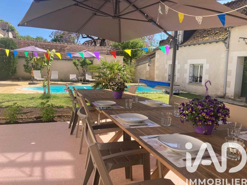 Maison - 327 m² - 13 pièces