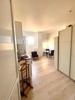 Studio - 20 m² - 1 pièce