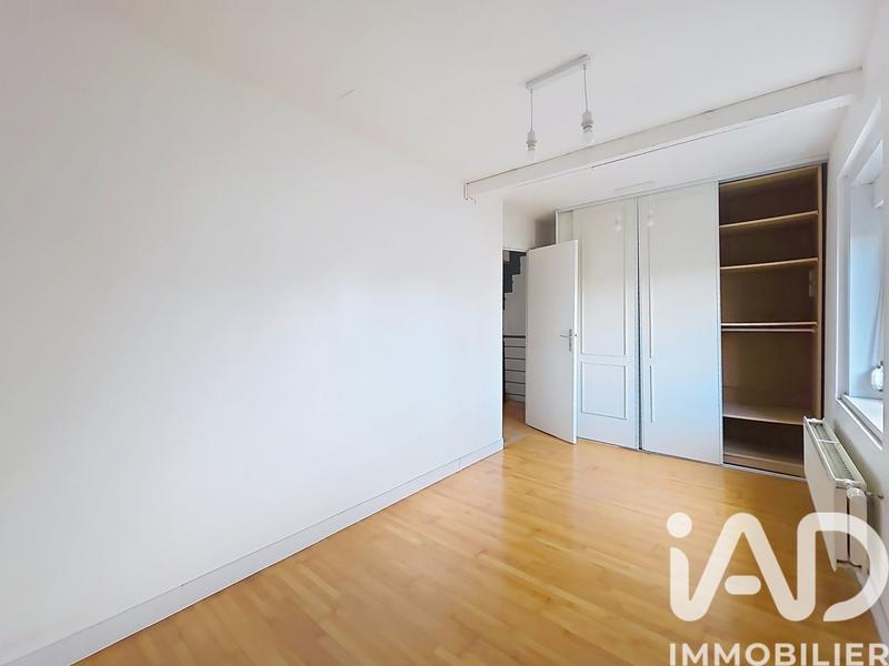 Maison - 75 m² - 5 pièces