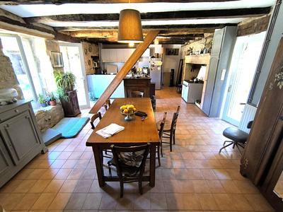 Maison - 150 m² - 7 pièces