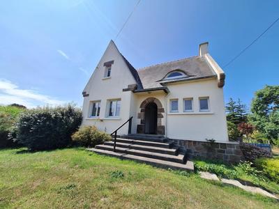 Maison - 105 m² - 6 pièces