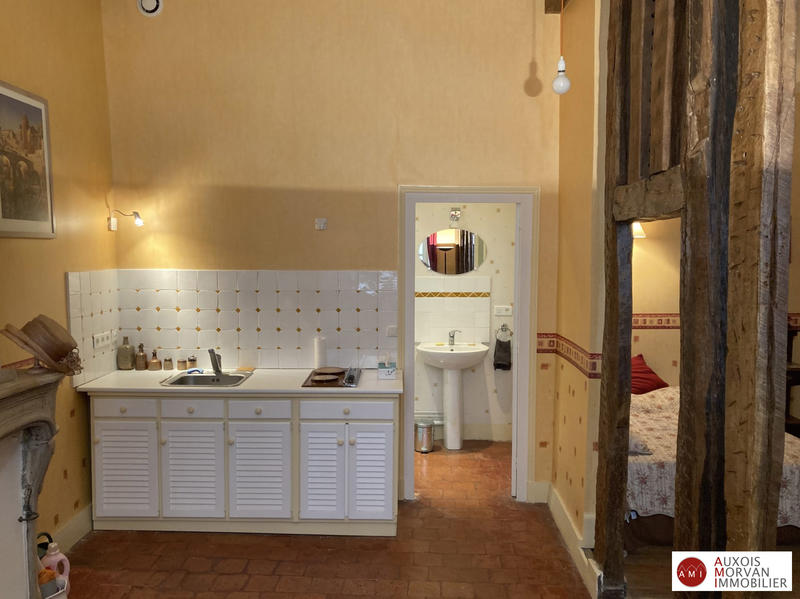 Maison ancienne - 270 m² - 8 pièces