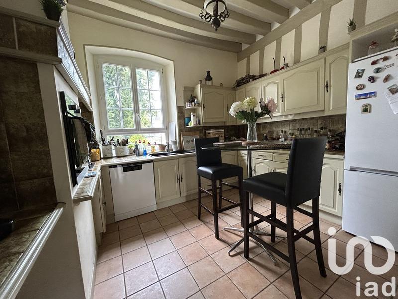 Maison - 220 m² - 7 pièces