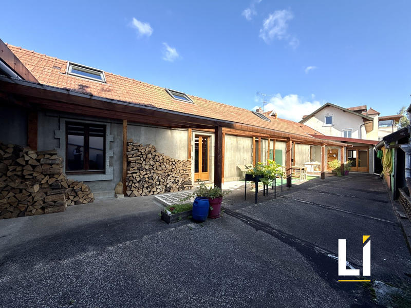 Appartement - 161 m² - 5 pièces