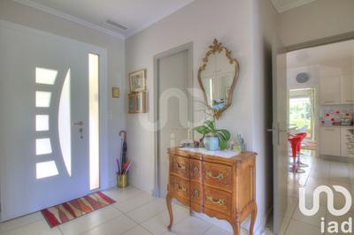 Maison - 210 m² - 7 pièces