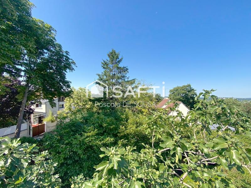 Maison - 337 m² - 8 pièces