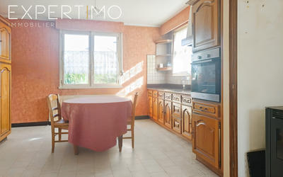 Maison - 95 m² - 5 pièces