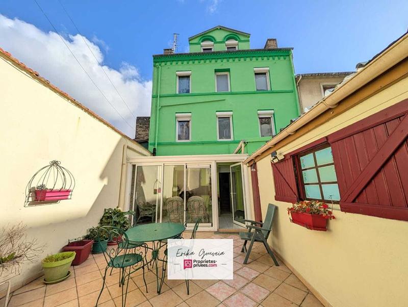 Maison - 140 m² - 7 pièces