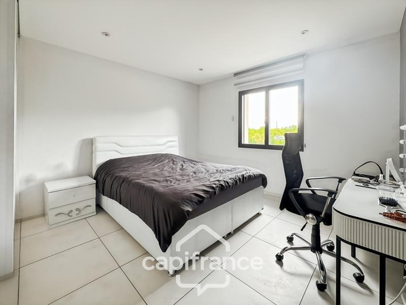 Maison - 275 m² - 7 pièces