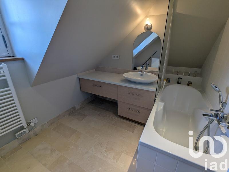 Maison - 469 m² - 11 pièces