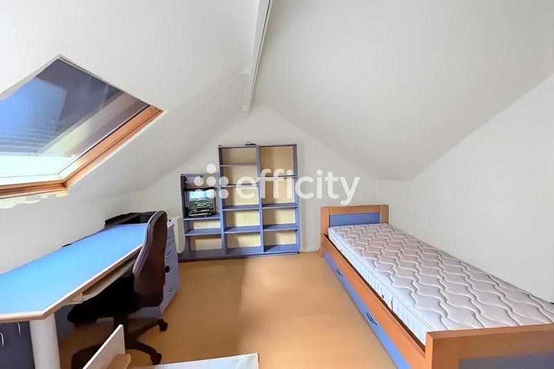 Maison - 100 m² - 6 pièces