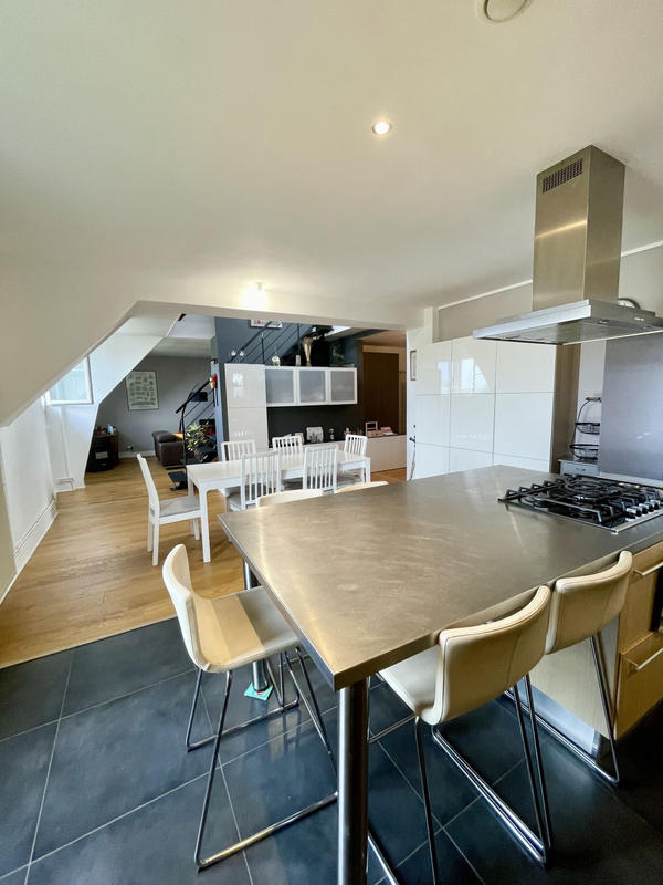 Appartement - 190 m² - 7 pièces