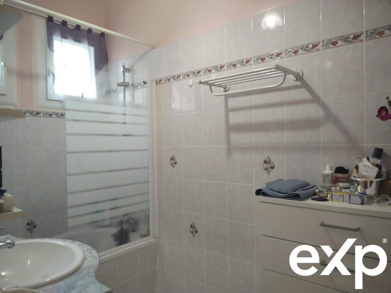 Maison traditionnelle - 133 m² - 6 pièces