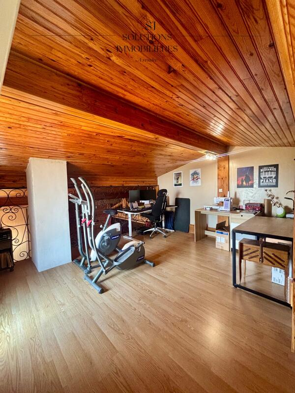 Maison ancienne - 176 m² - 5 pièces