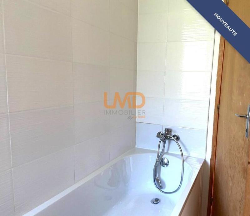 Maison - 121 m² - 6 pièces