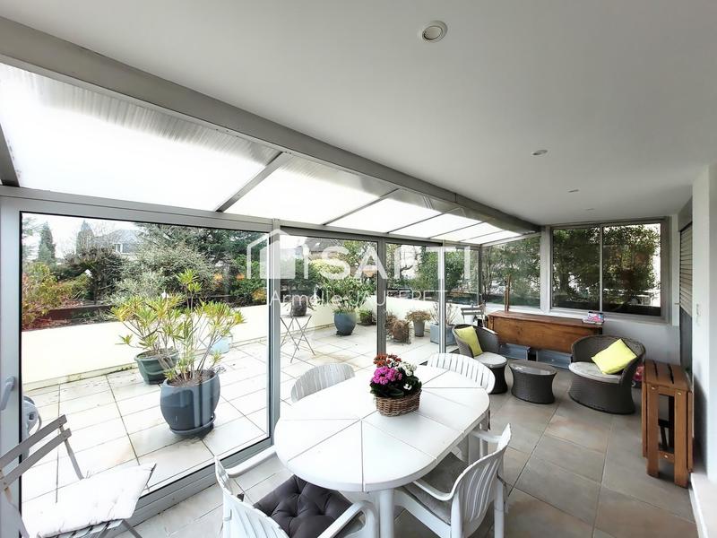 Appartement - 84 m² - 4 pièces