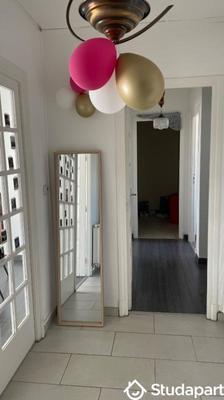 Chambre - 12 m² - 1 pièce