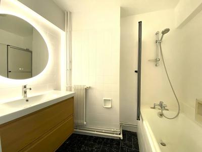 Appartement ancien - 84 m² - 4 pièces