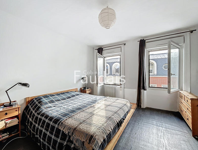 Appartement - 118 m² - 6 pièces