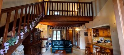 Maison - 99 m² - 4 pièces