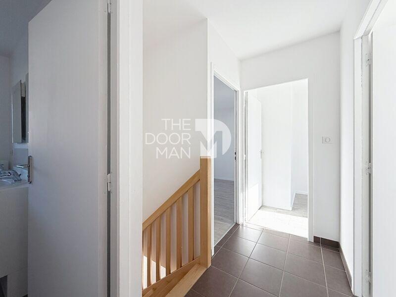 Maison - 99 m² - 4 pièces