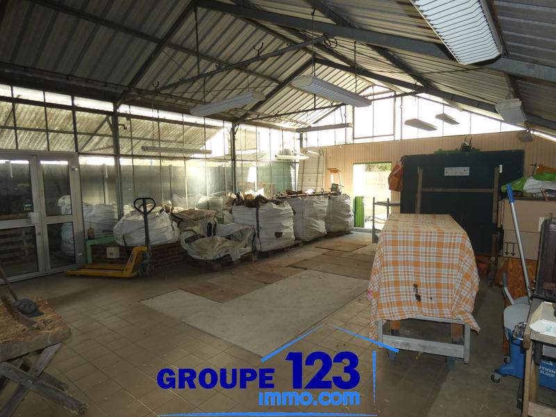 Maison - 202 m² - 5 pièces