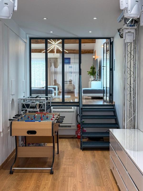 Maison - 189 m² - 7 pièces