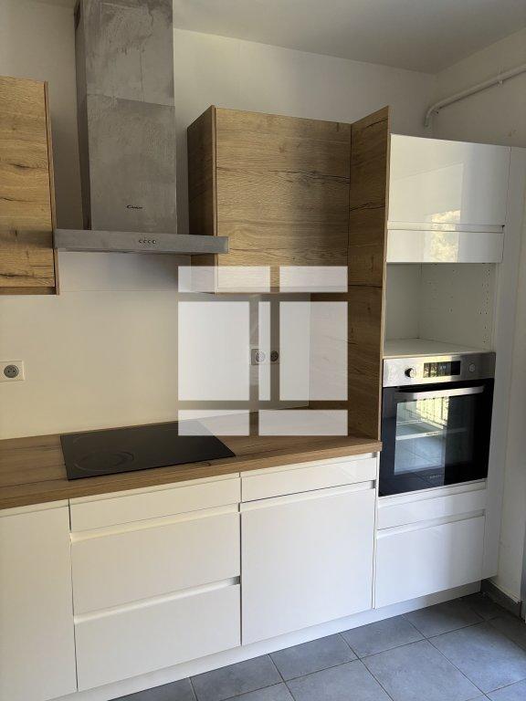 Appartement - 80 m² - 3 pièces