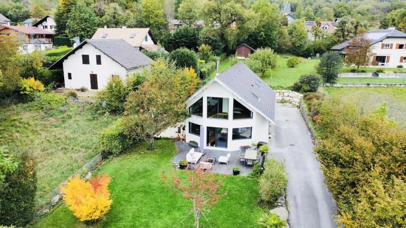 Villa - 166 m² - 5 pièces