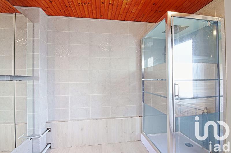 Maison - 98 m² - 6 pièces