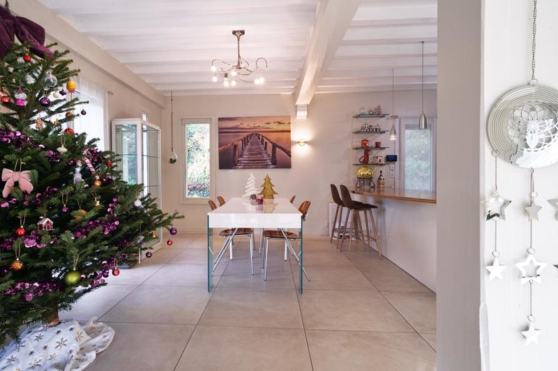 Maison - 230 m² - 8 pièces