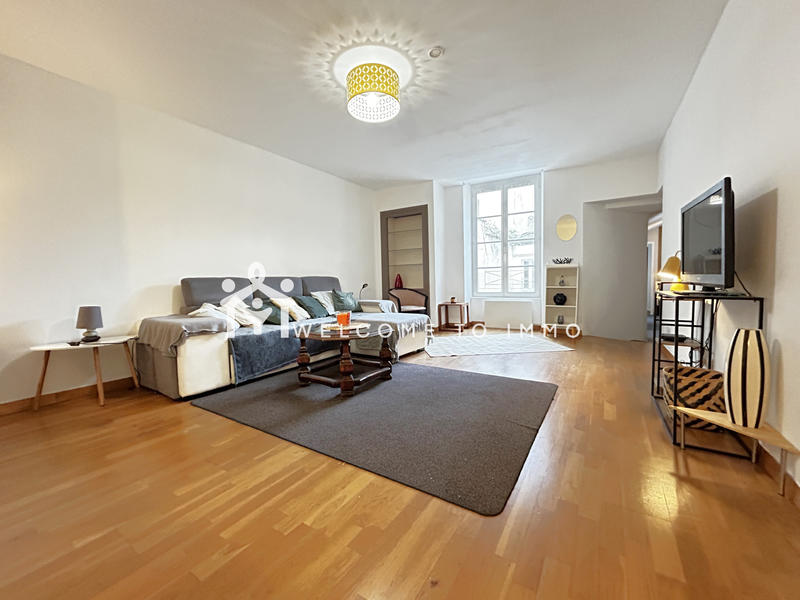 Appartement - 81 m² - 3 pièces