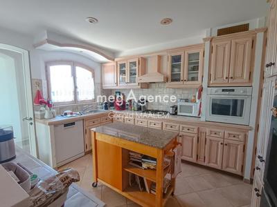 Maison traditionnelle - 130 m² - 5 pièces