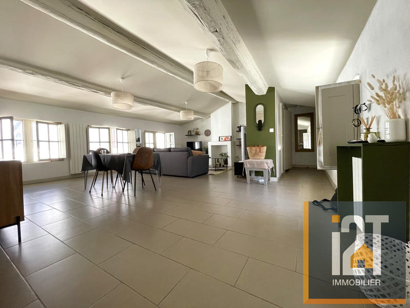 Appartement - 83 m² - 3 pièces