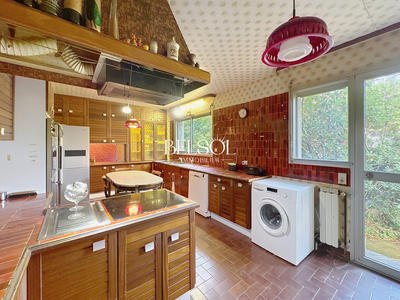 Villa - 220 m² - 7 pièces